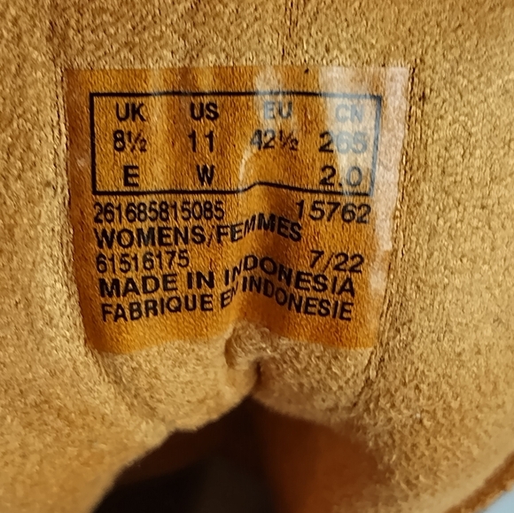 Clarks Women's High top Suede Sneakers Size 11 Casual Front Zip Contour Cushion - Picture 6 of 15